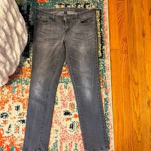 Vintage Gap, mid rise skinny (straight leg) jeans, sz 10/30r medium gray